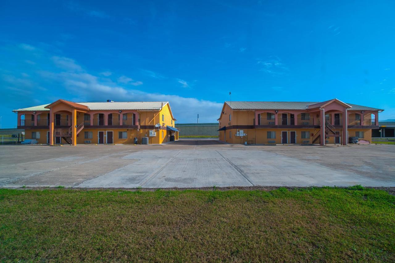 Texas Inn San Benito Near Harlingen Exteriör bild