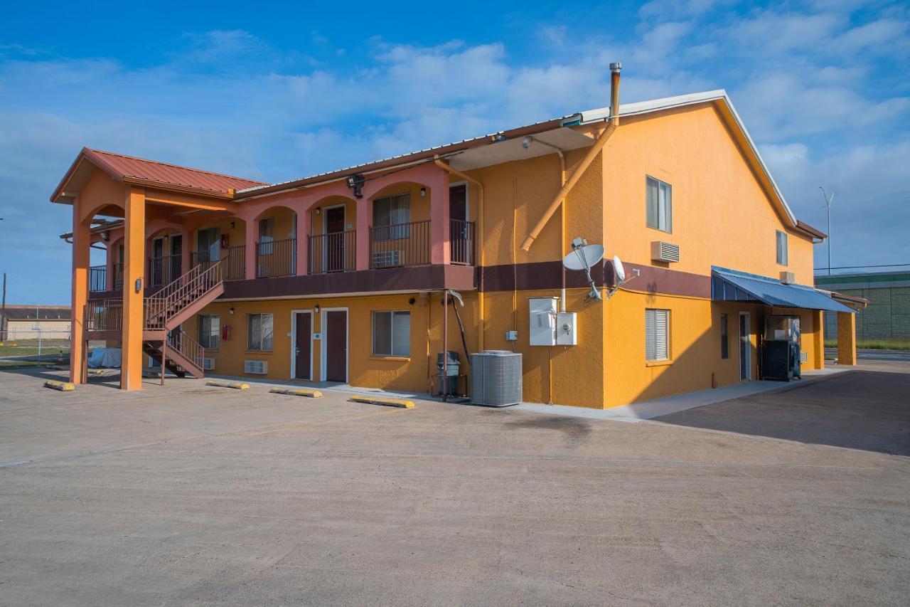 Texas Inn San Benito Near Harlingen Exteriör bild